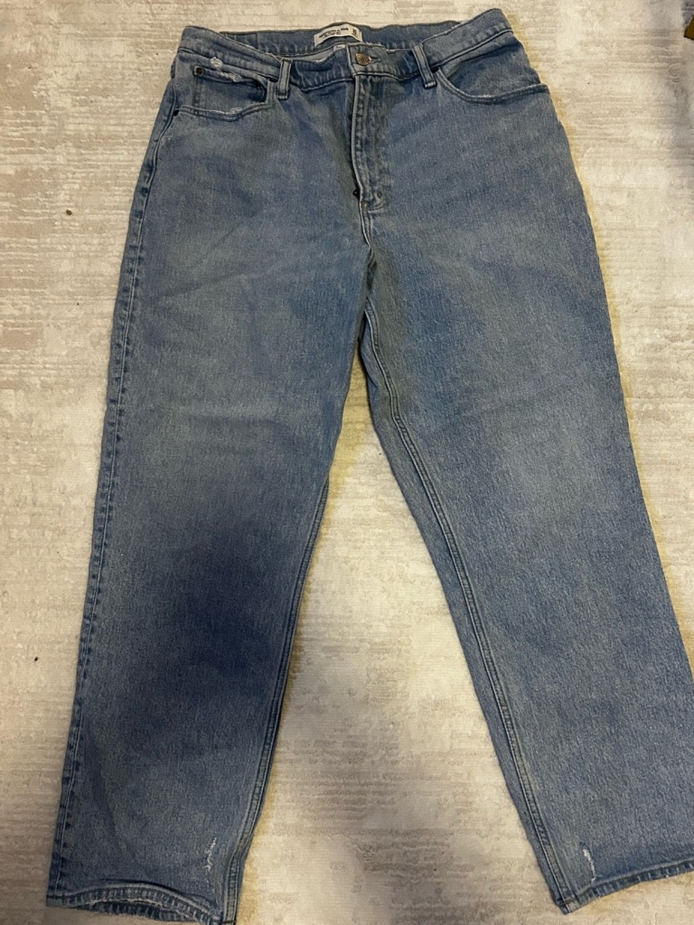 Abercrombie & Fitch Curve Love 90’s Straight Ultra High-Rise Jeans
